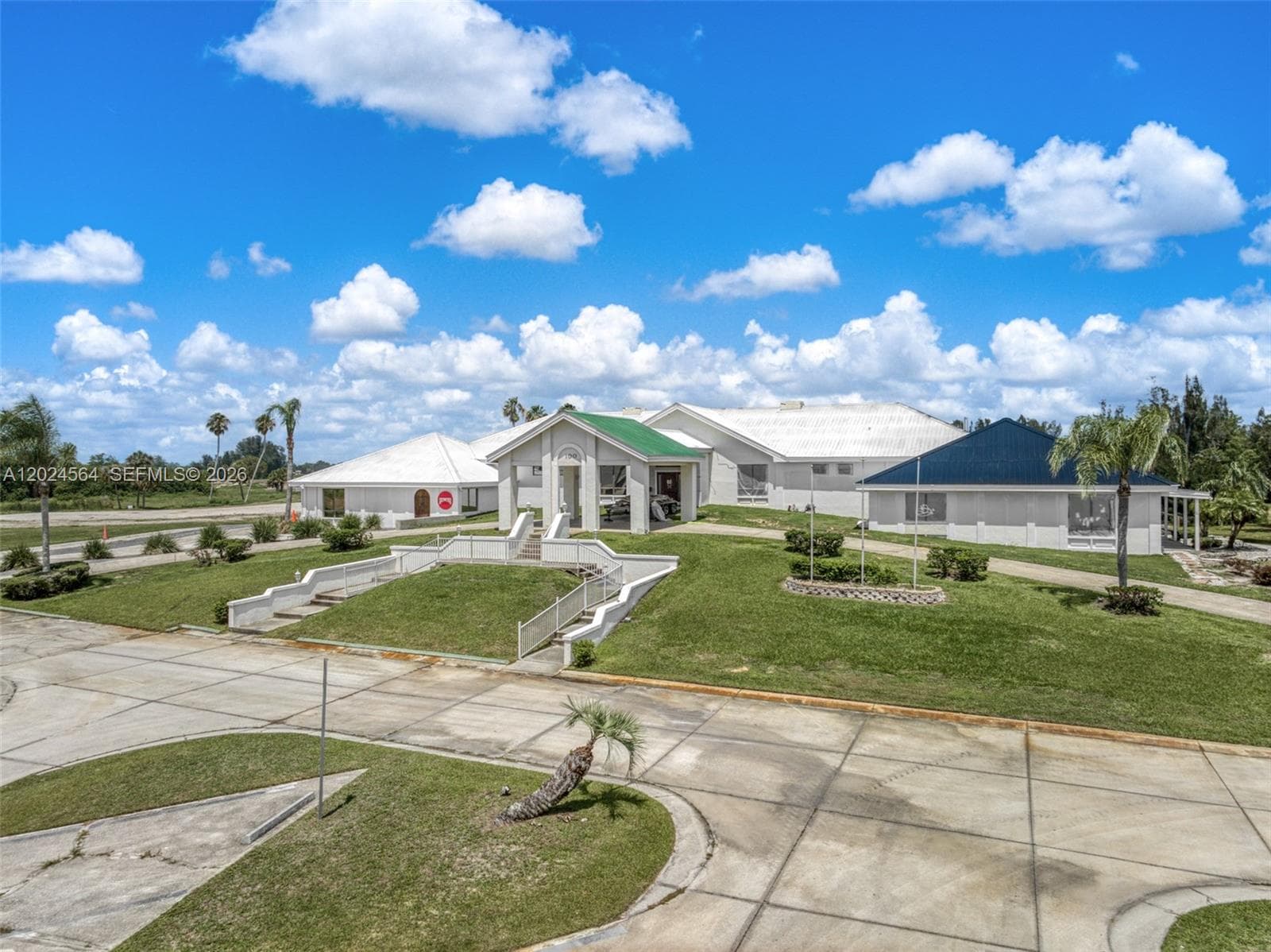 6813 Heavitree, Sebring FL 33876
