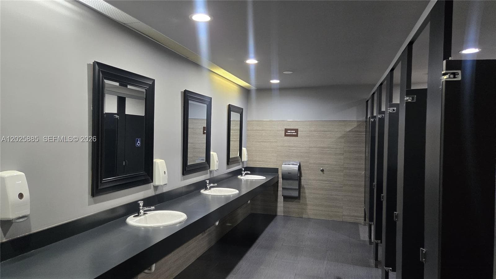 8370 W Flagler St # 246, Miami FL 33144