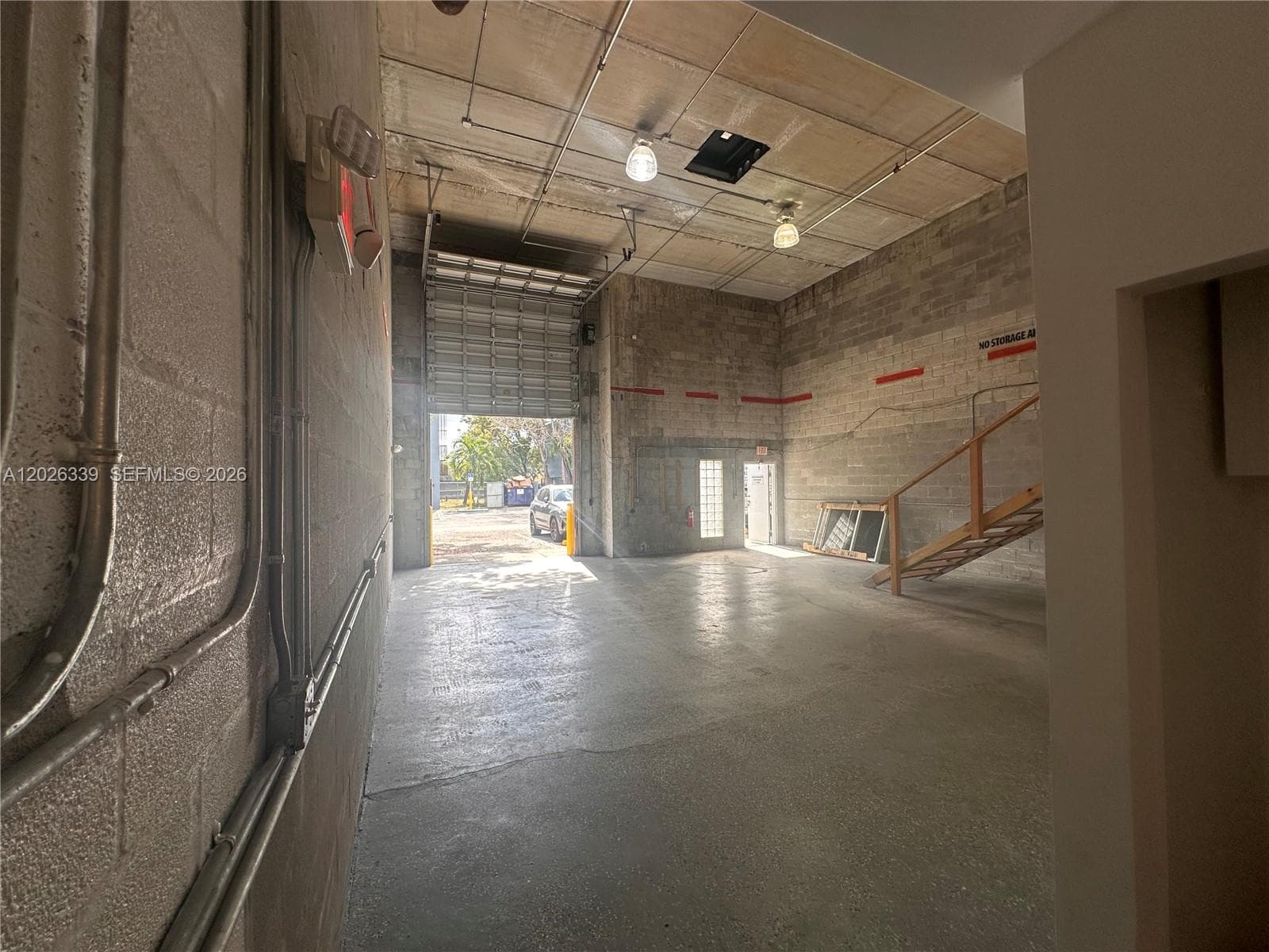 1,358 SF