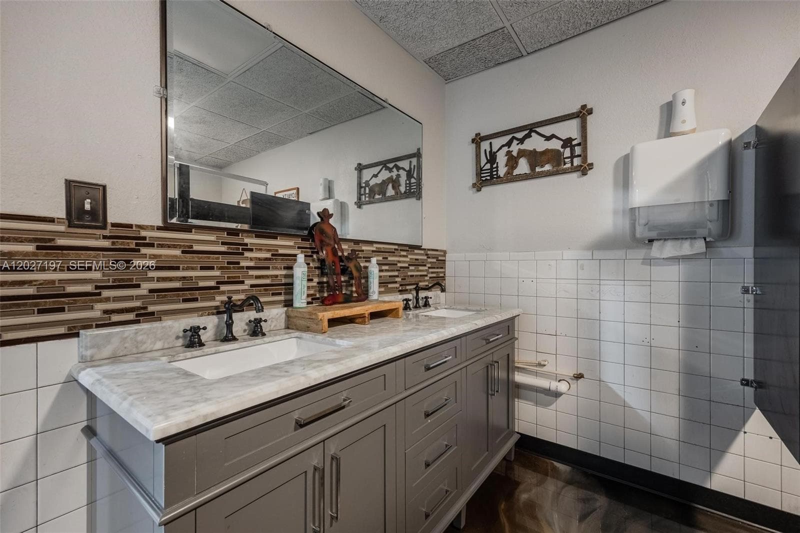 93 S Hall ST, La Belle FL 33935