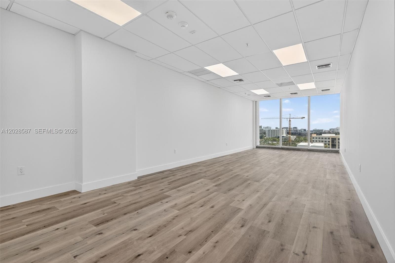 2820 NE 214th St # 1006, Aventura FL 33180
