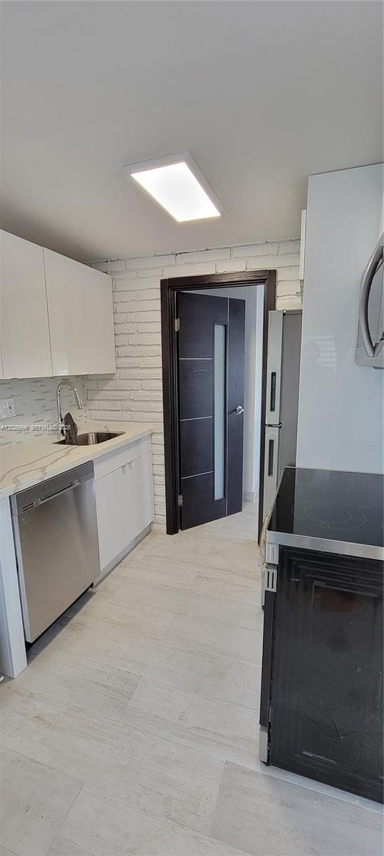 26 SE 13th Ter # 7, Dania Beach FL 33004
