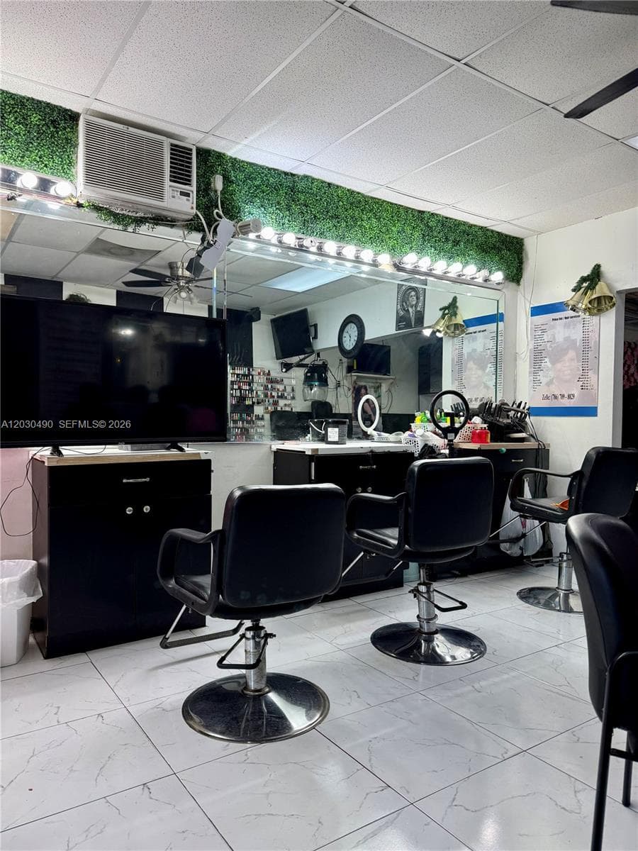 11842 W Dixie Hwy, Miami FL 33161