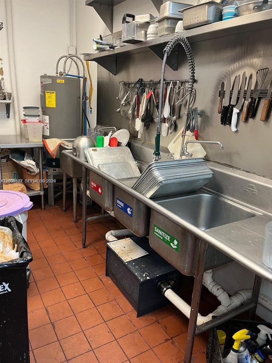 Turnkey Restaurant For Sale In Oakland Park, Oakland Park FL 33334