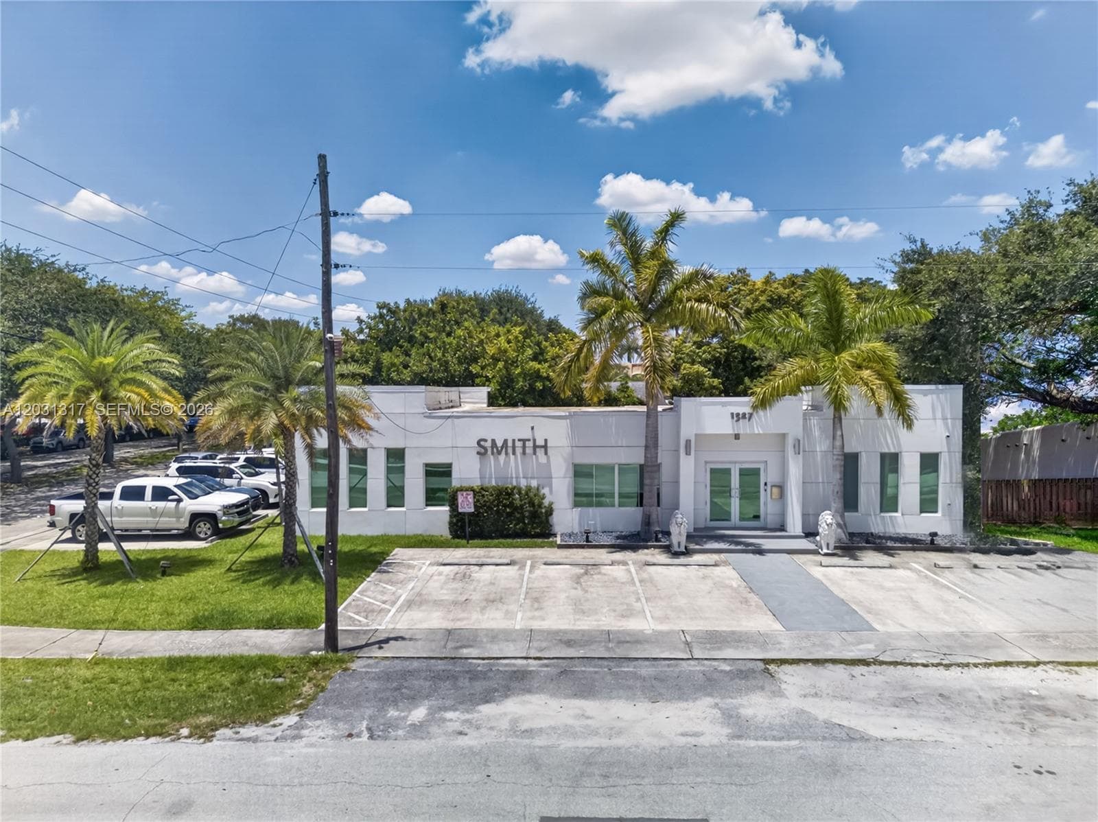 1327 SE 2nd Ave, Fort Lauderdale FL 33316