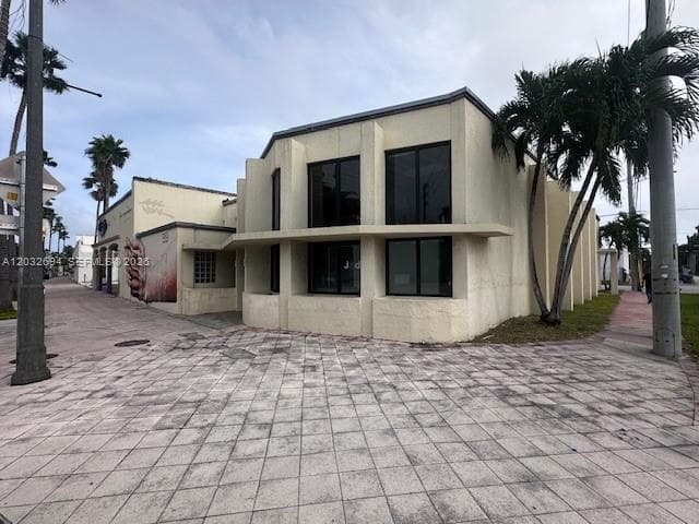 1250 Normandy DR, Miami Beach FL 33141