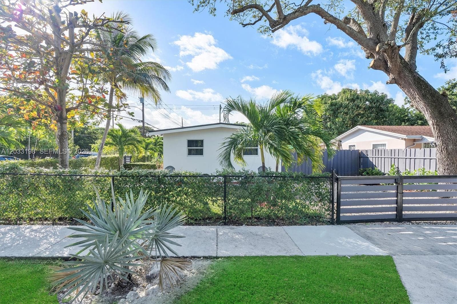 4282 NW 1st Ave, Miami FL 33127