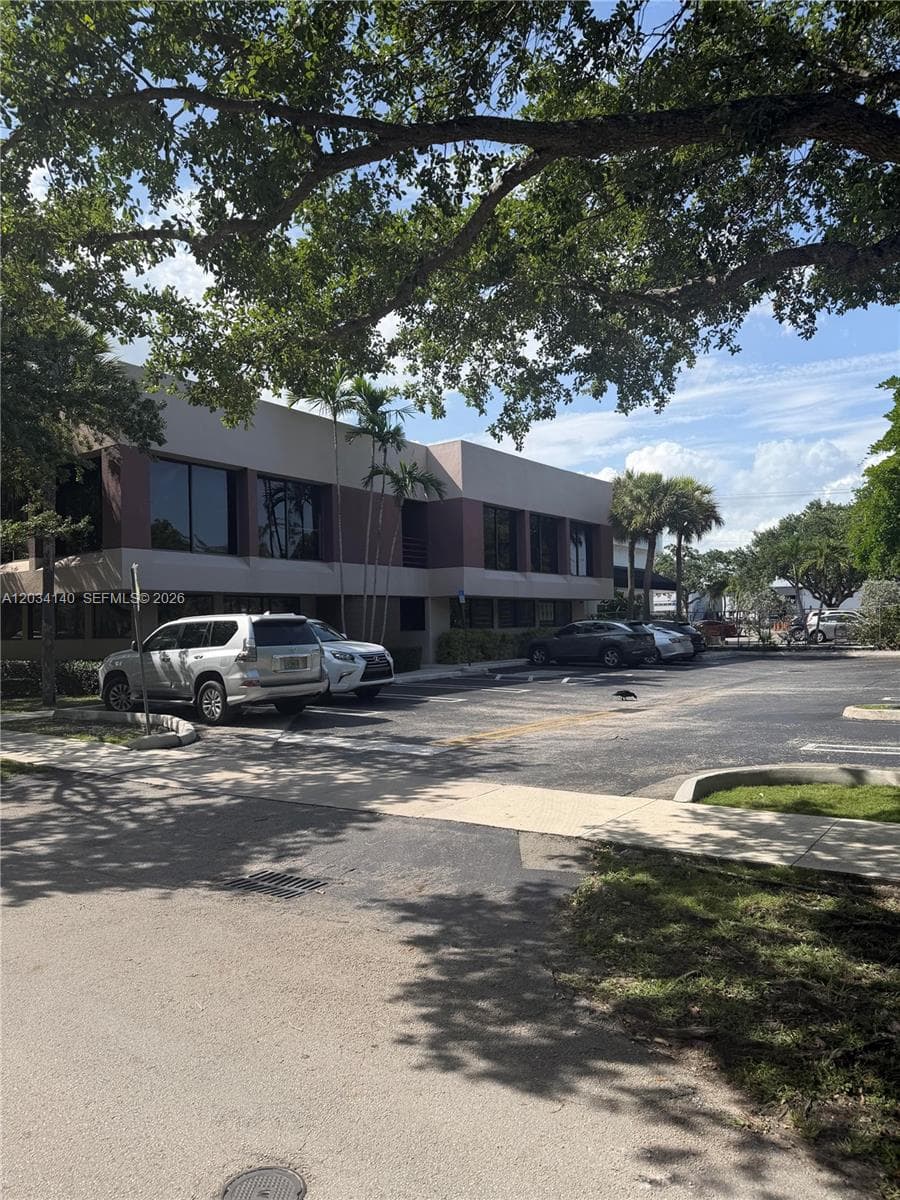 9245 SW 157th St, Palmetto Bay FL 33157