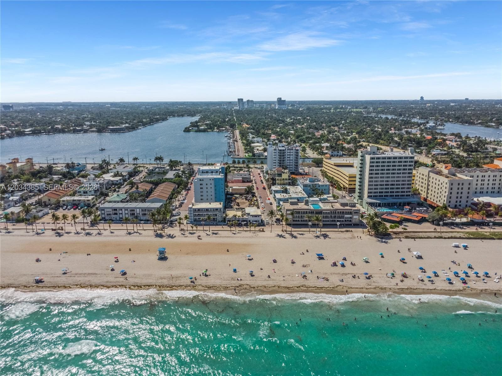 300 Van Buren St, Hollywood FL 33019