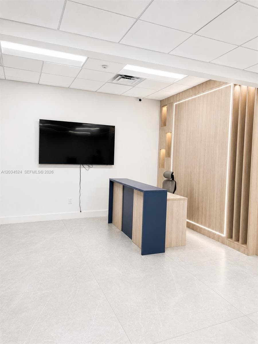 1110 Ponce De Leon Blvd, Coral Gables FL 33134