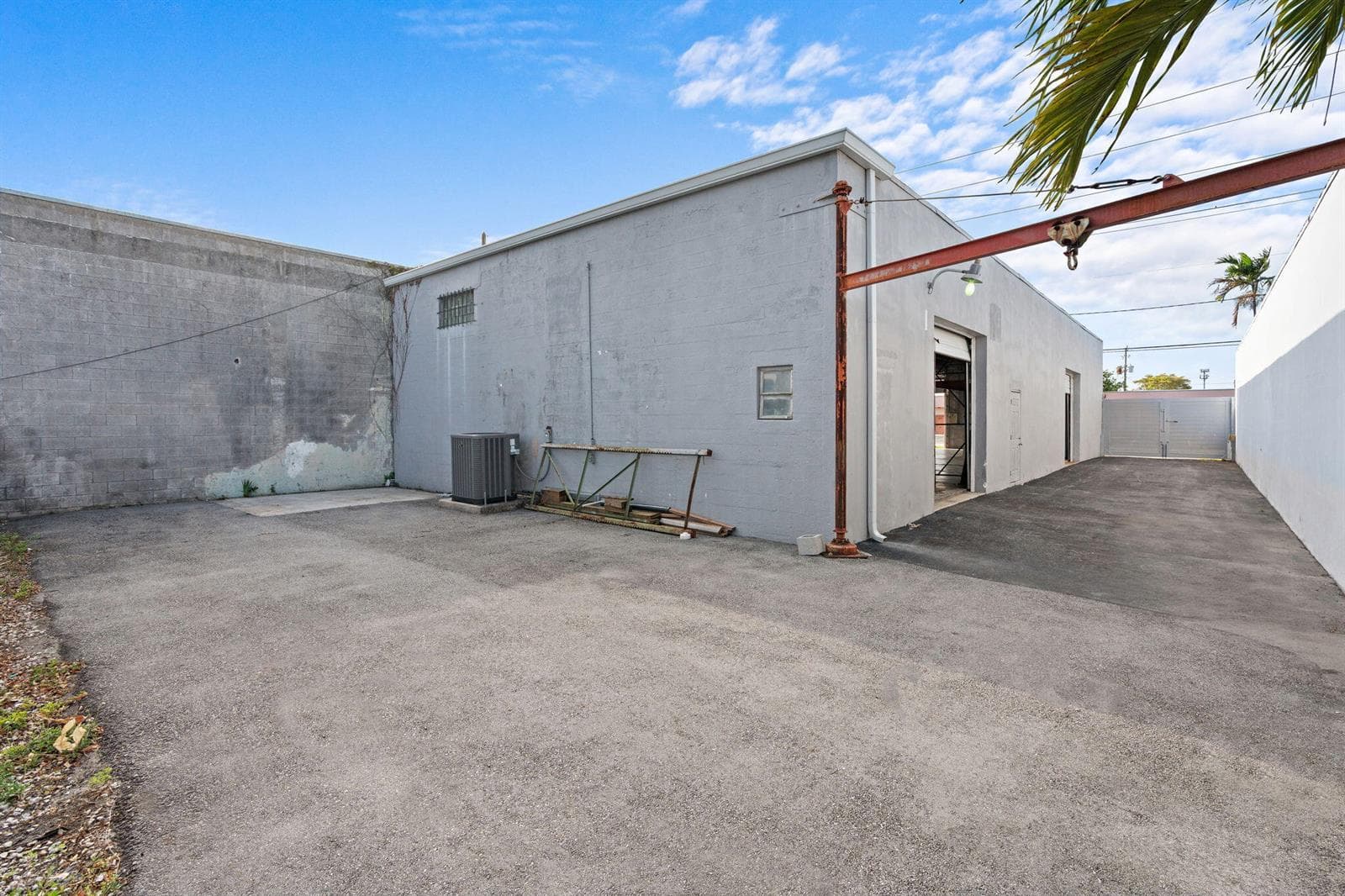18-web-or-mls-270 SW 33rd St, Fort Laude