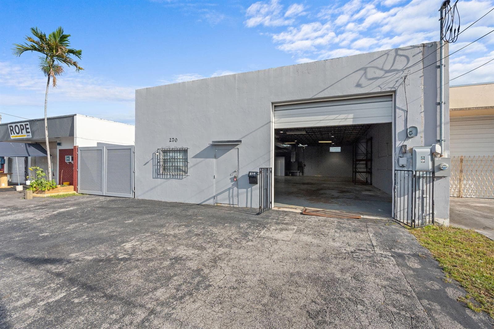 3-web-or-mls-270 SW 33rd St, Fort Lauder