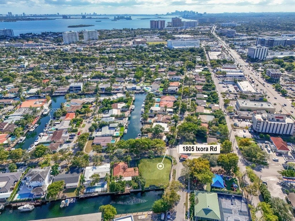 1805 Ixora Rd, North Miami FL 33181