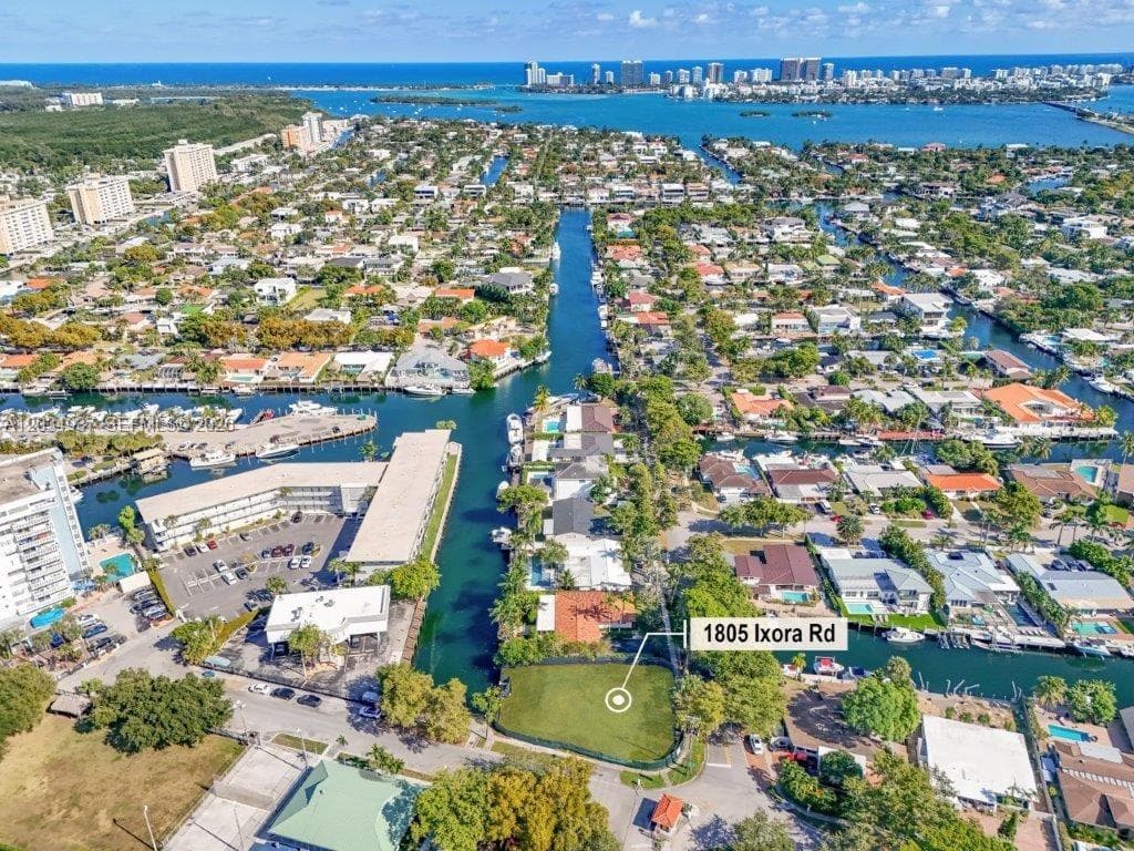 1805 Ixora Rd, North Miami FL 33181
