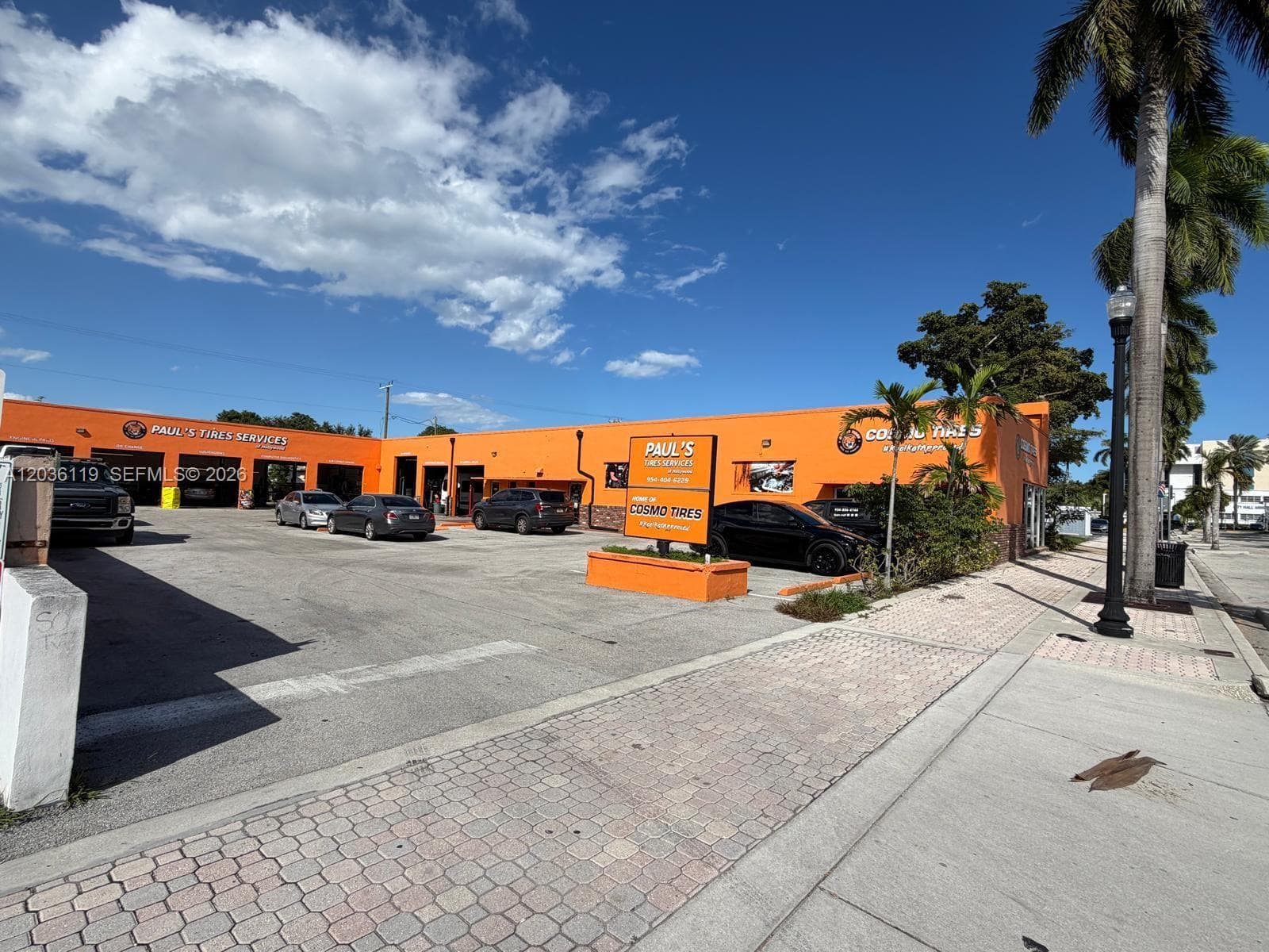 Hollywood, FL, 33020