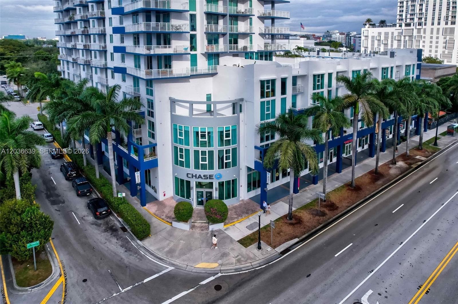 275 NE 18th St # 1, FL 33132