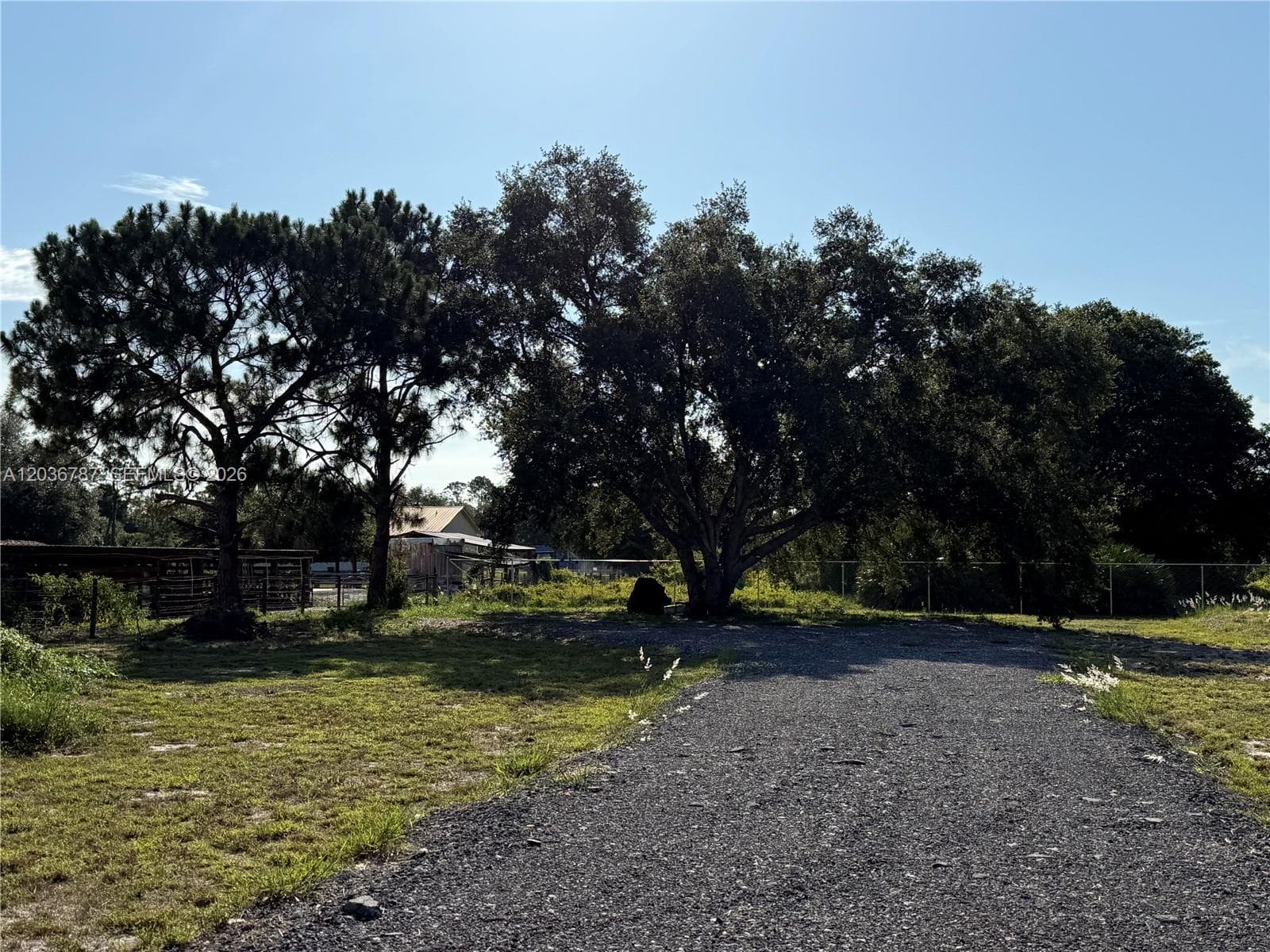 575 S JINETE ST, Clewiston FL 33440