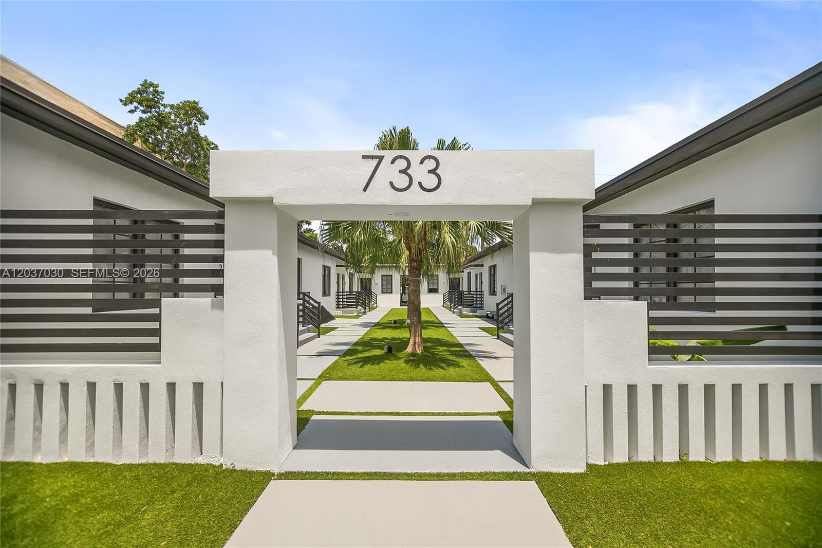 Miami Beach, FL, 33139