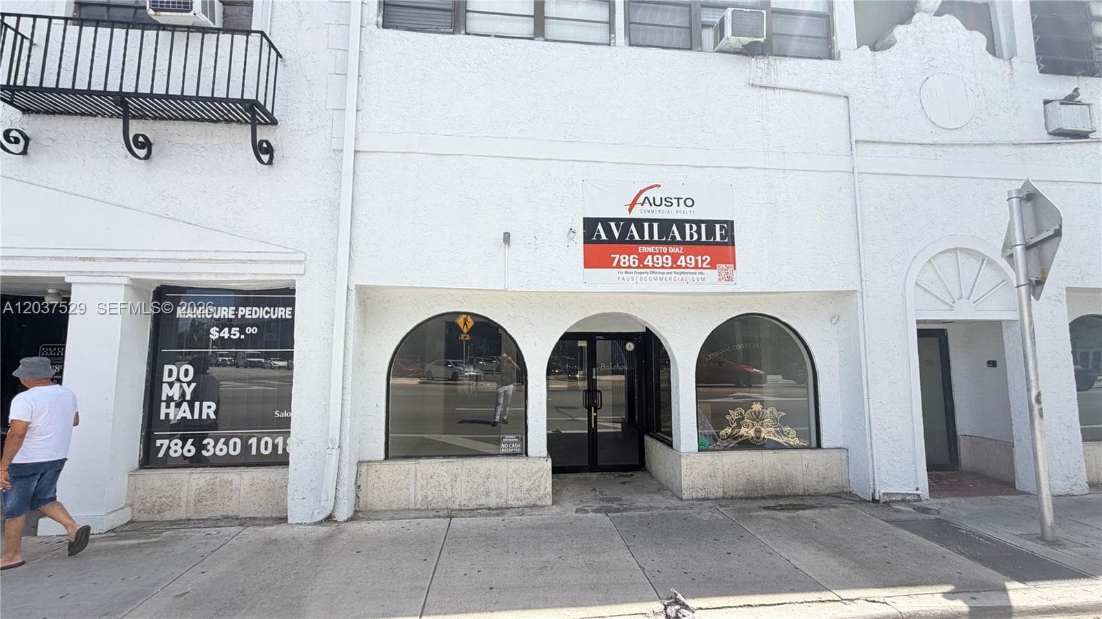 2614 SW 8th St # 2610, Miami FL 33135