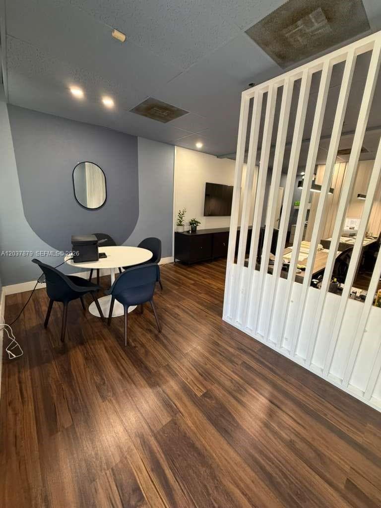 5245 NW 36th St # 5253, Miami Springs FL 33166