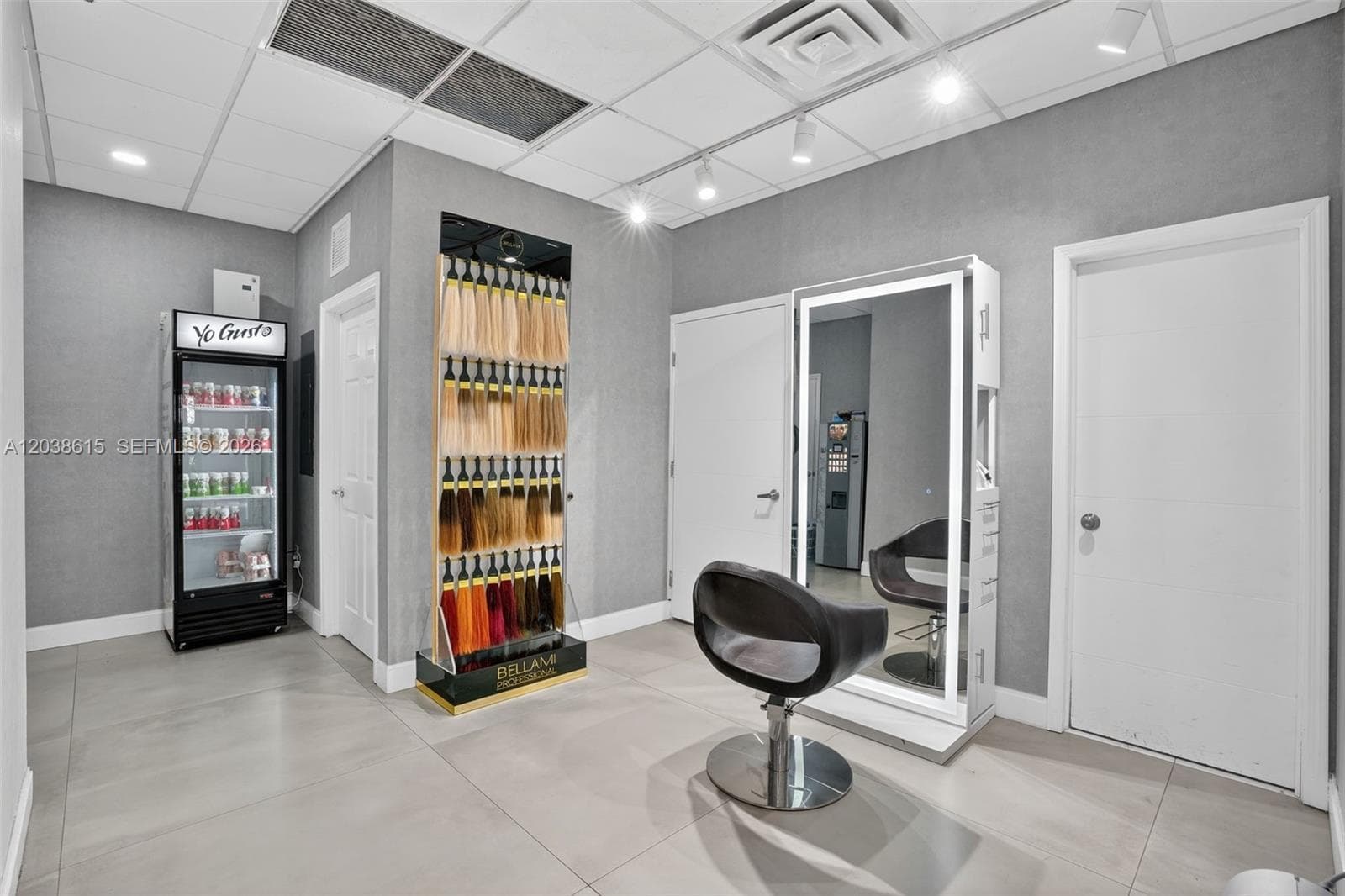 Second Generation Beauty Salon For Lease In Hialeah, FL 33015