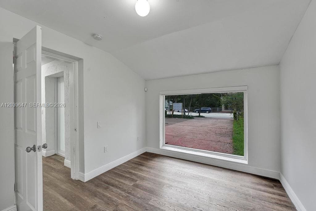 1225 Alton Rd, Miami Beach FL 33139