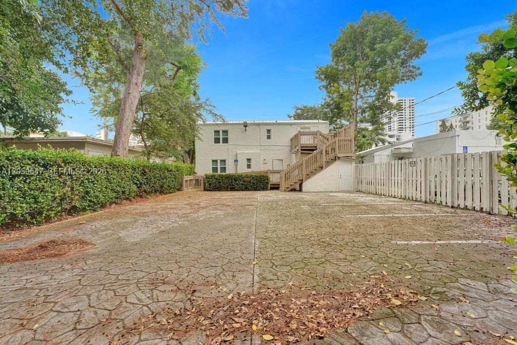 1225 Alton Rd, Miami Beach FL 33139