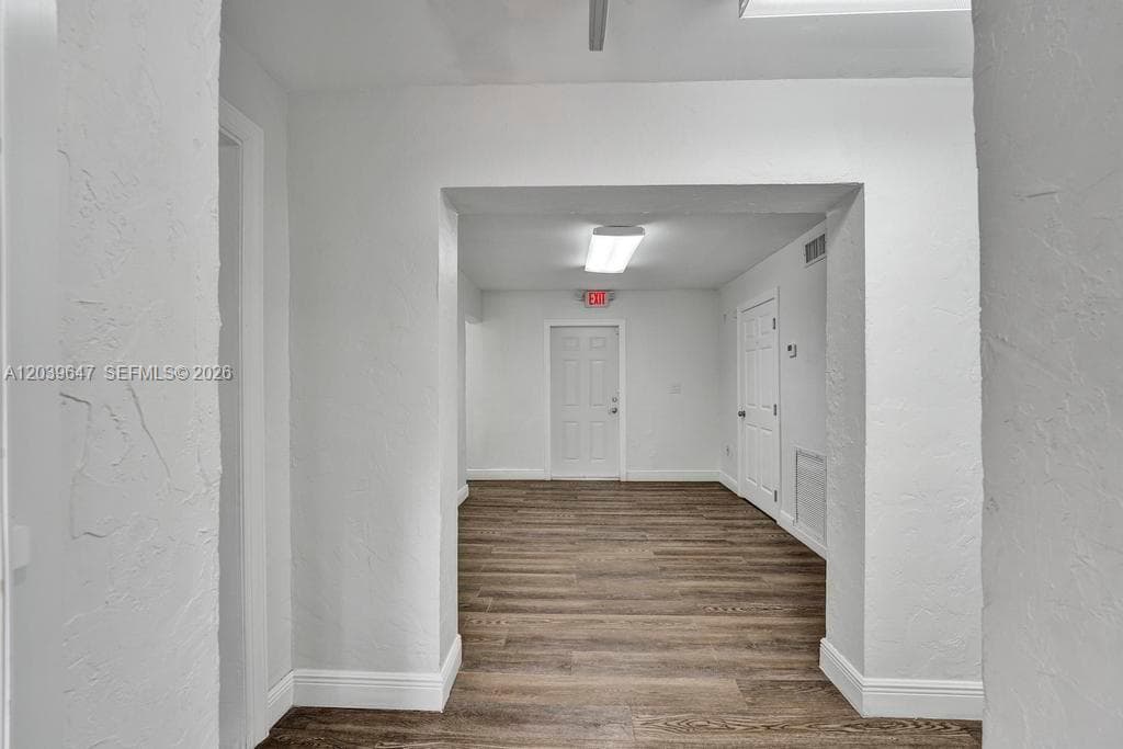 1225 Alton Rd, Miami Beach FL 33139