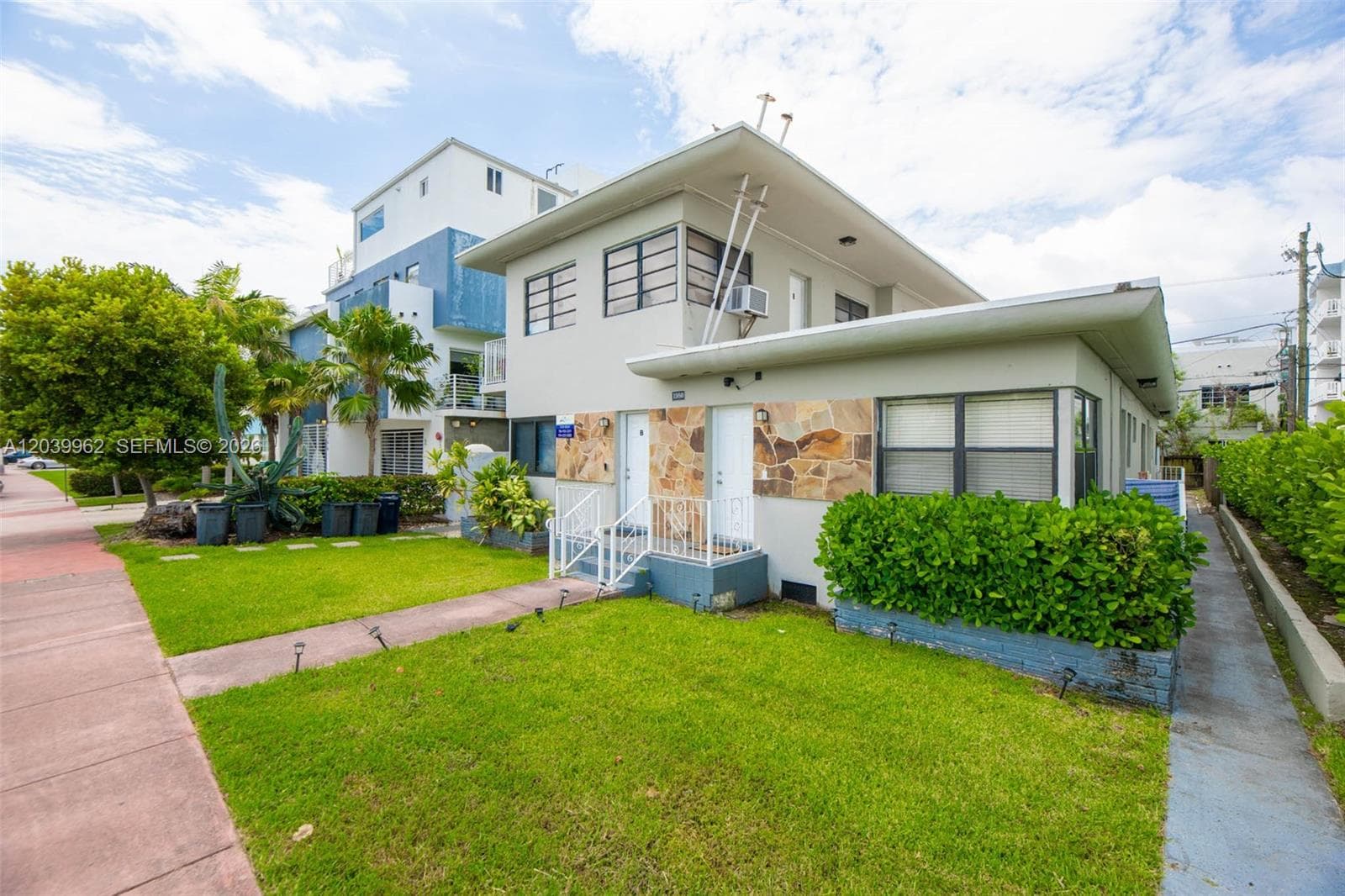 1980 Biarritz Dr, Miami Beach FL 33141