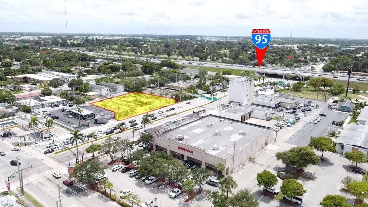 W Aerial view just 710 ft from I-95