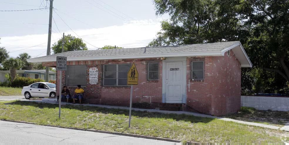 506-N-7th-St-Fort-Pierce-FL-Building-Pho