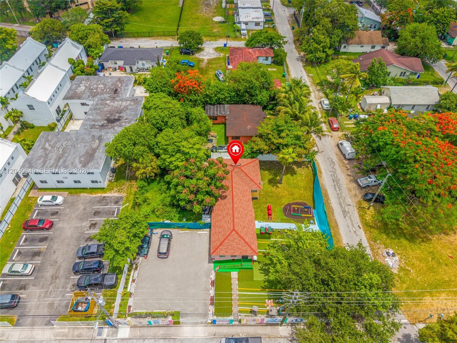 111 NW 77th St, Miami FL 33150