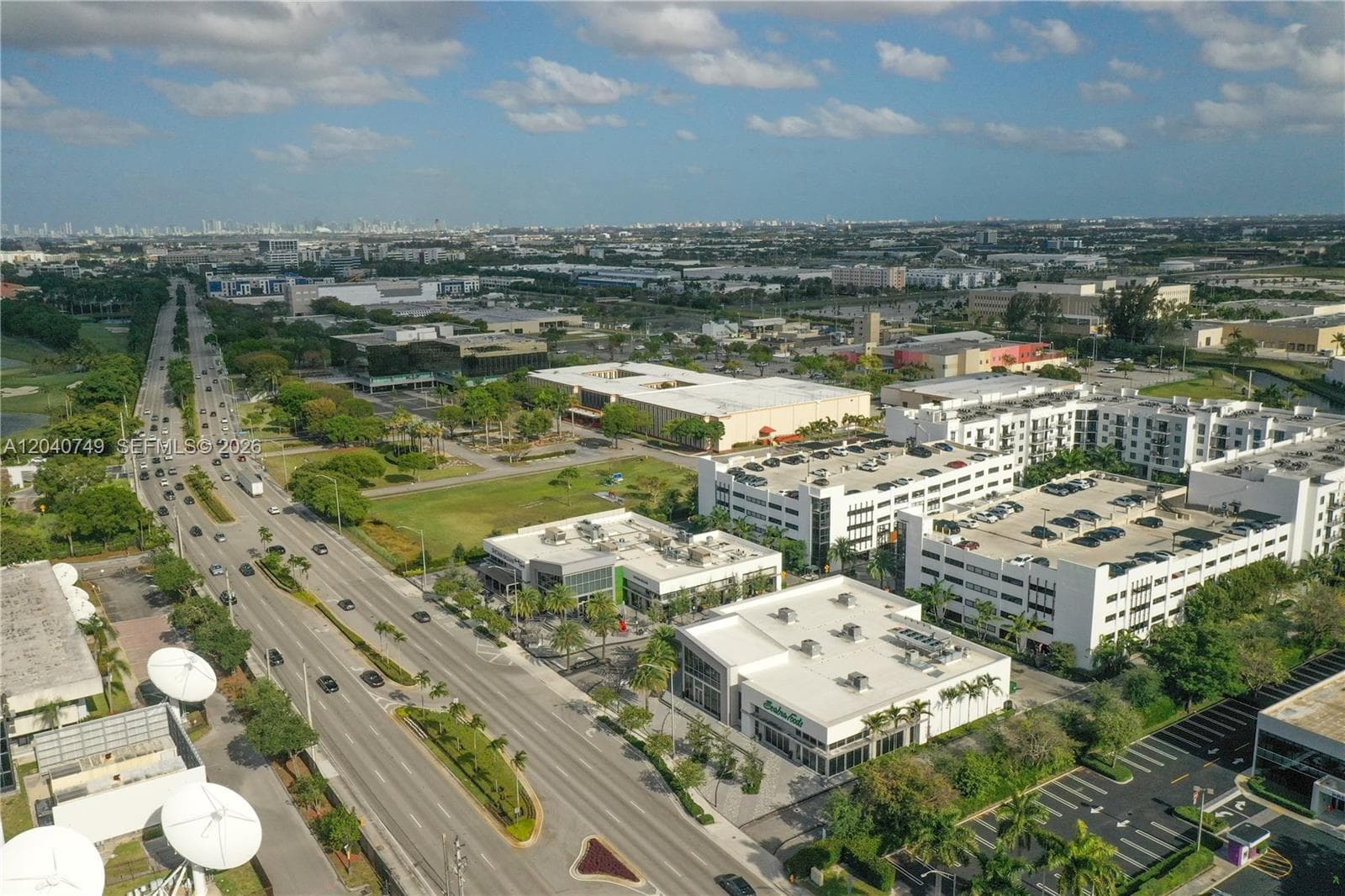 9420 NW 41st St # 2, Doral FL 33178
