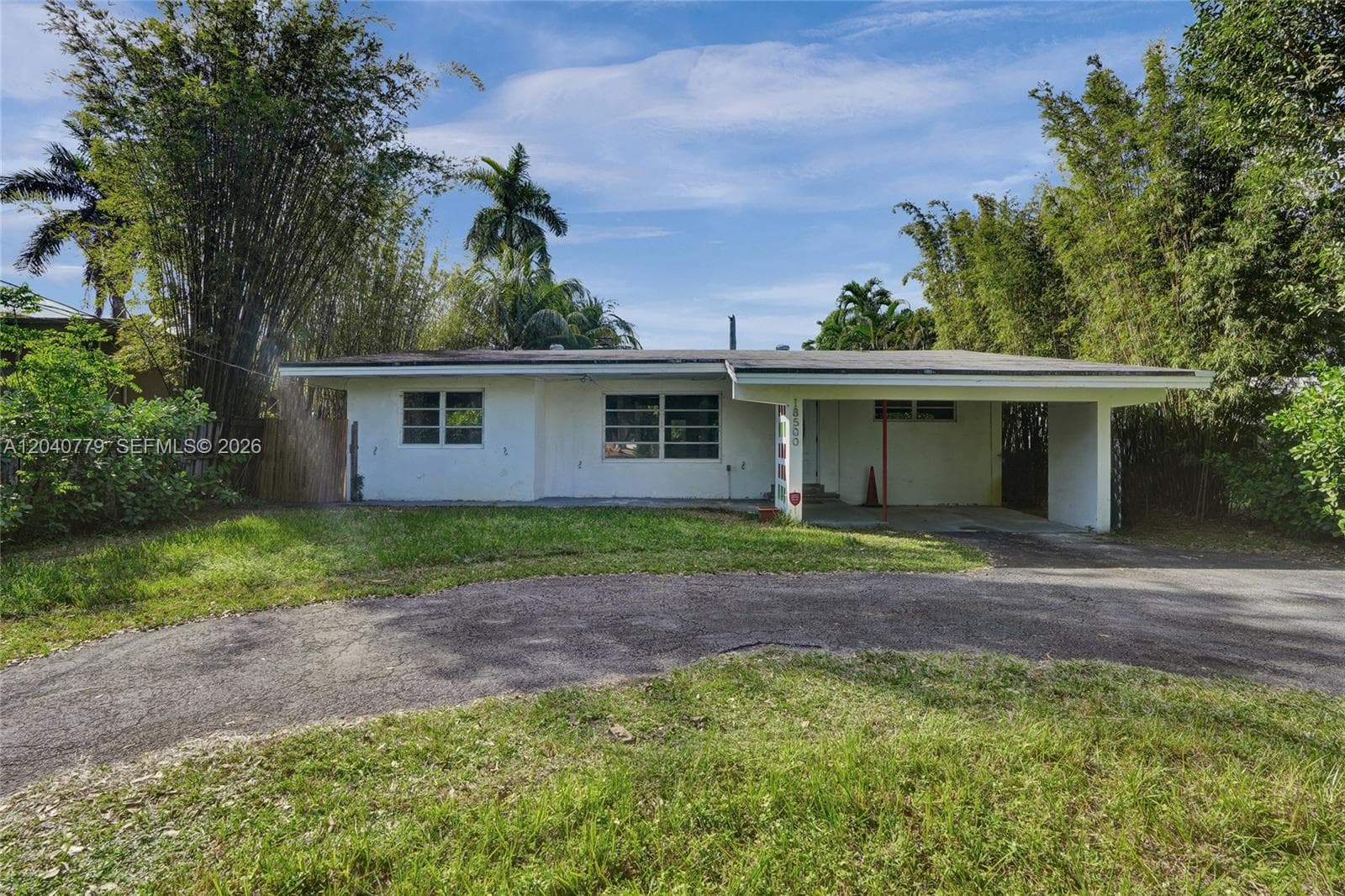 18500 NE 23rd Ct, Miami FL 33180