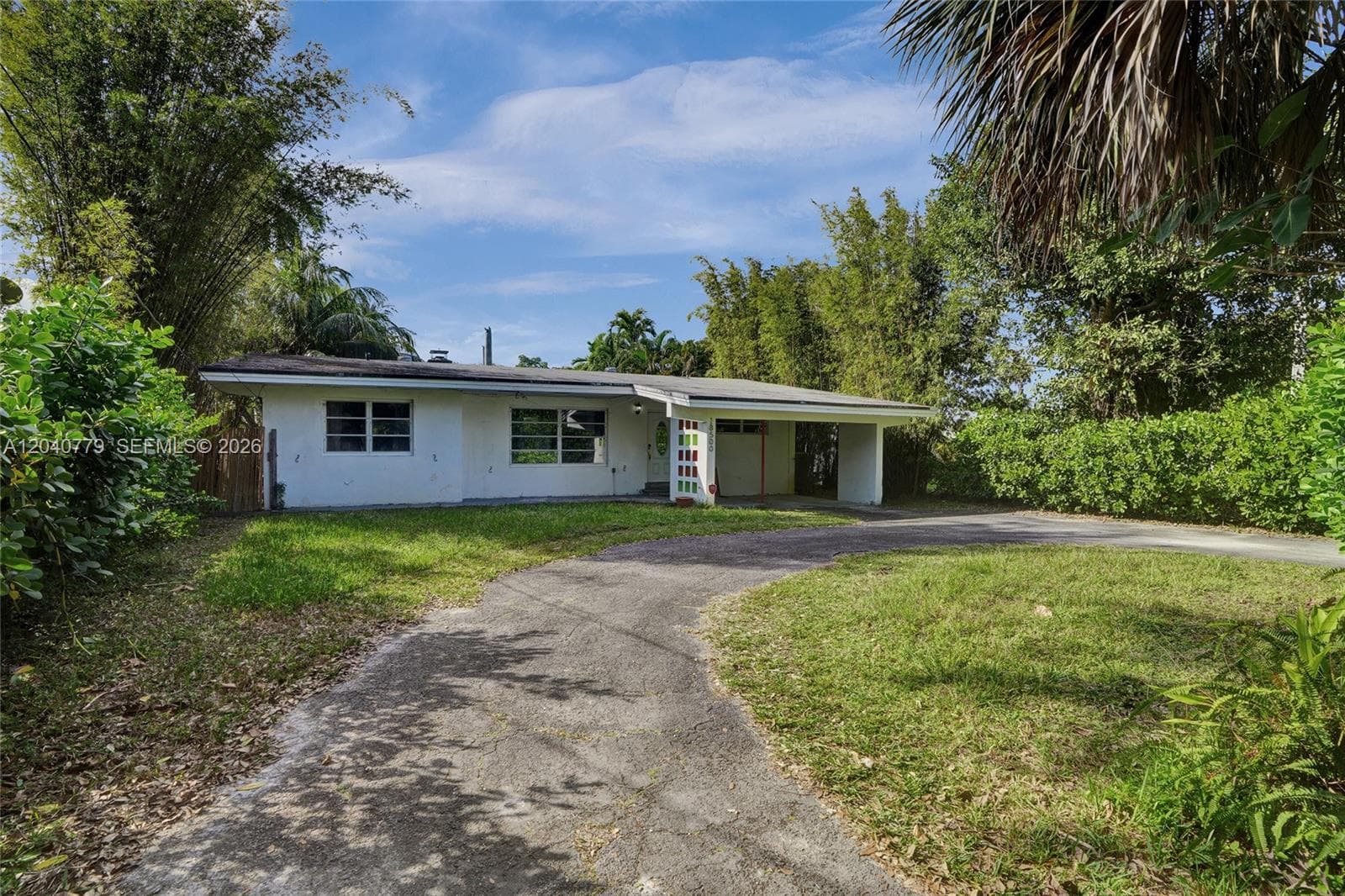 18500 NE 23rd Ct, Miami FL 33180