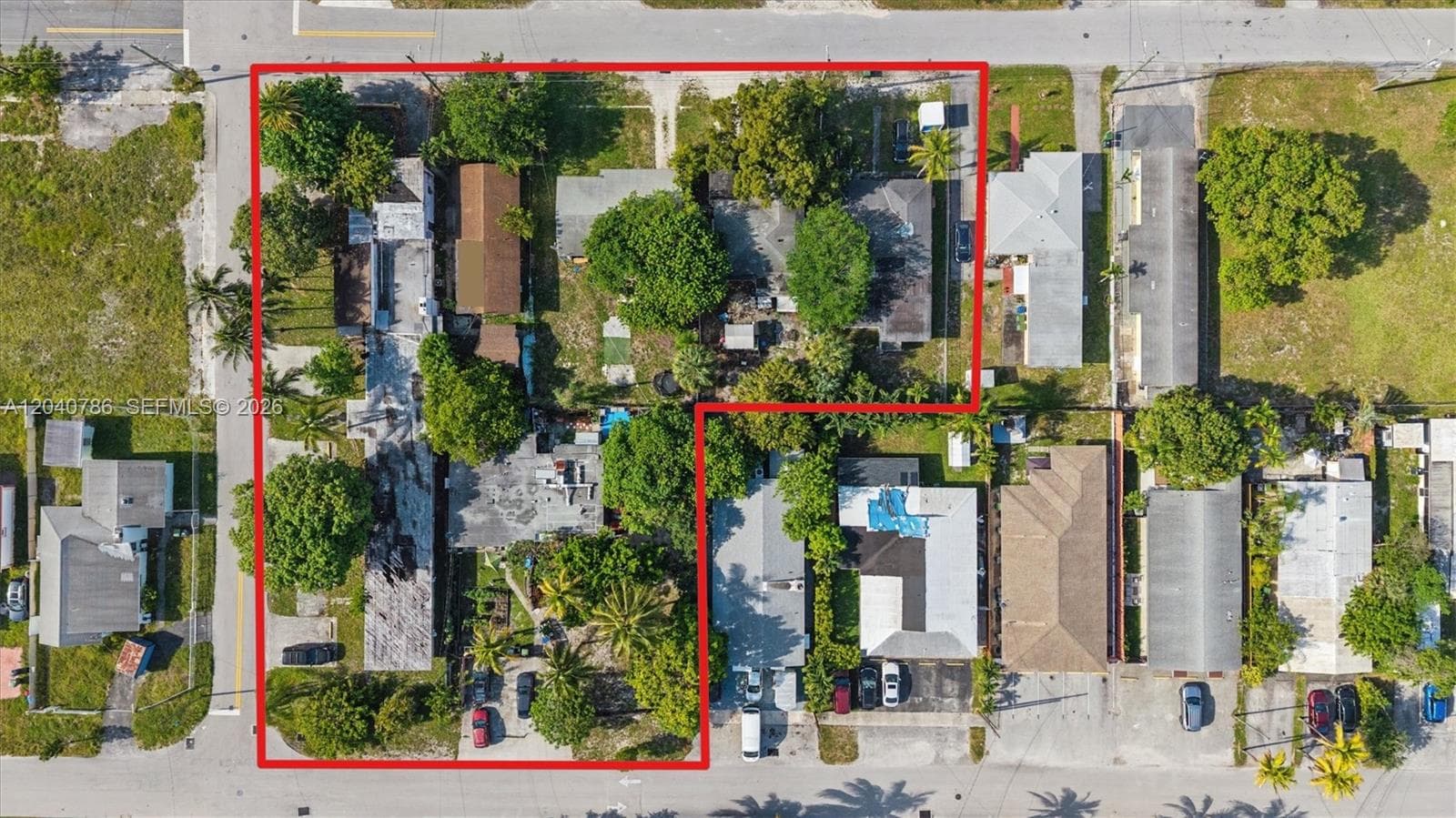 228 SE 9th St, Hallandale Beach FL 33009