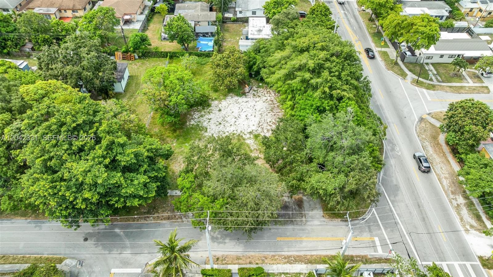 1585 NE 158th St, North Miami Beach FL 33162