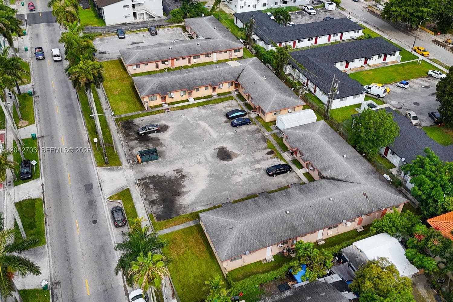1915 NW 28th St, Miami FL 33142
