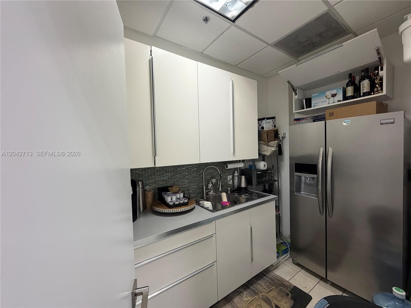 7500 NW 25th St # 205, Miami FL 33122