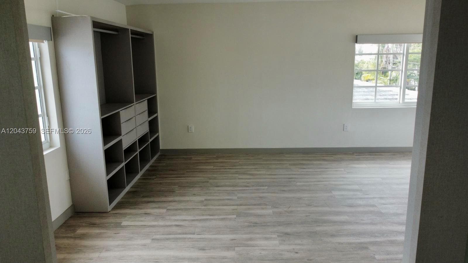 8035 Abbott Ave, Miami Beach FL 33141