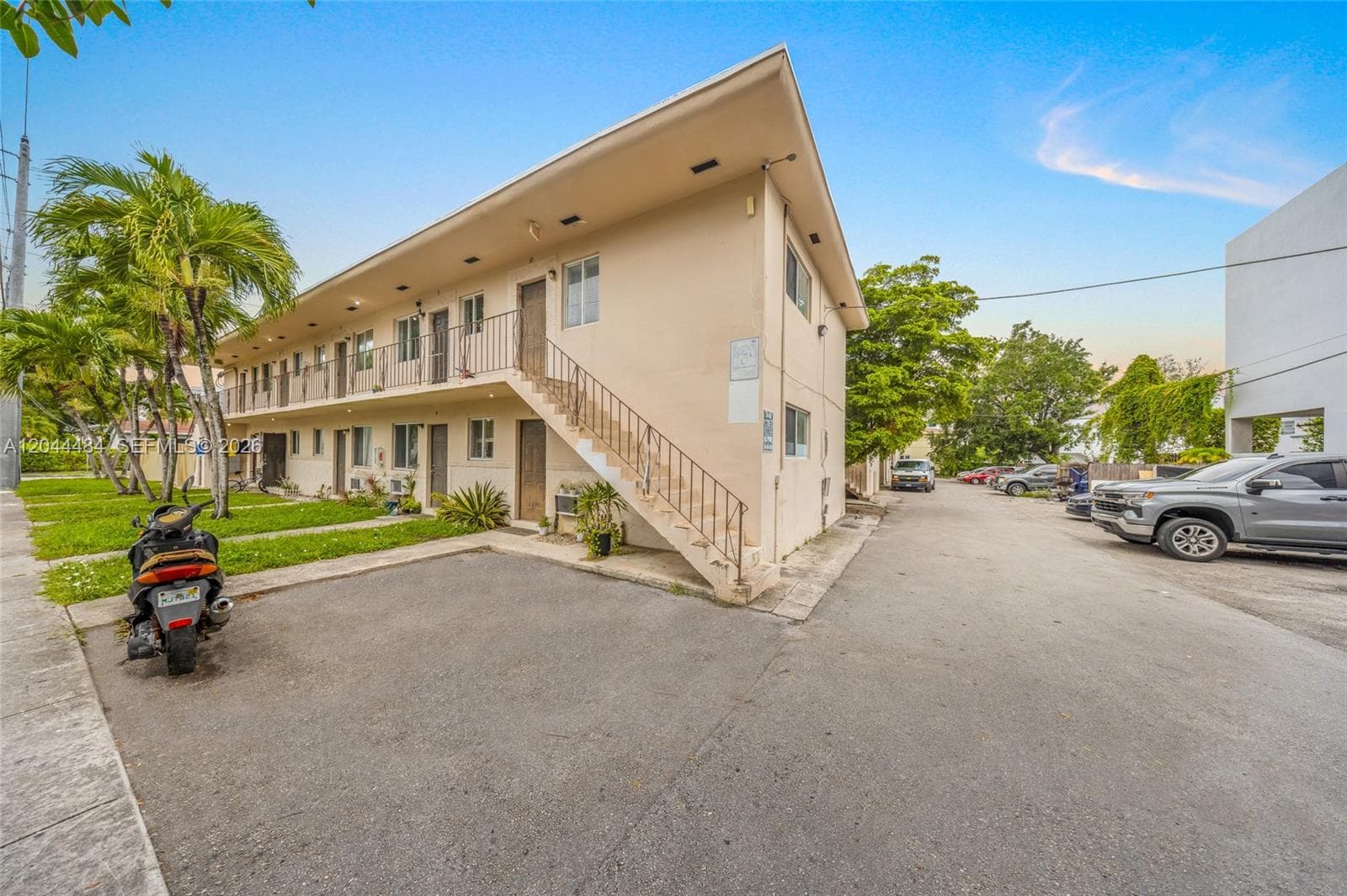 731 SW 5th St, Miami FL 33130
