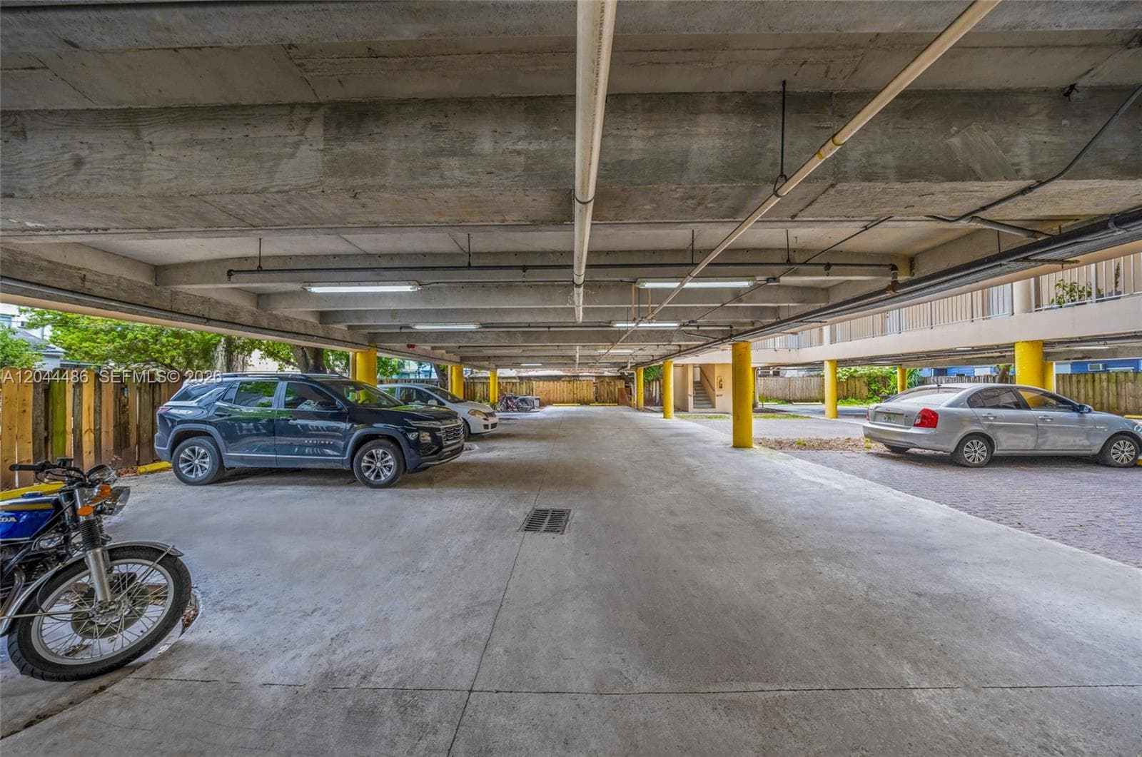 1553 SW 2nd St, Miami FL 33135