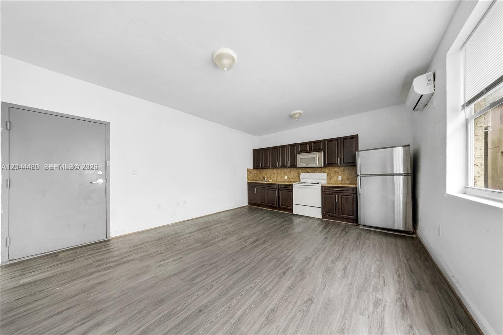 1521 SW 7th St, Miami FL 33135