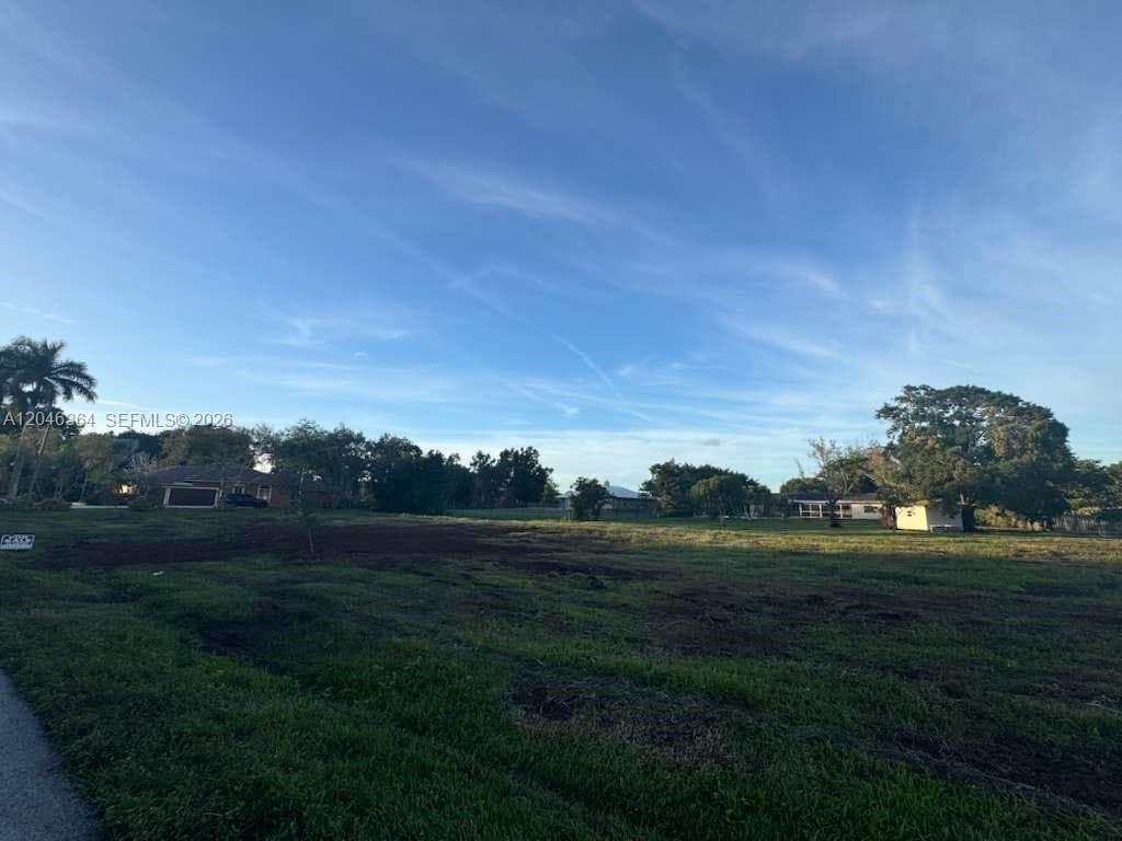 12101 NW 27th Ct, Plantation FL 33323