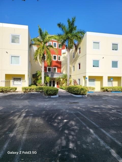 12595 SW 137th Ave # 311, Miami FL 33186