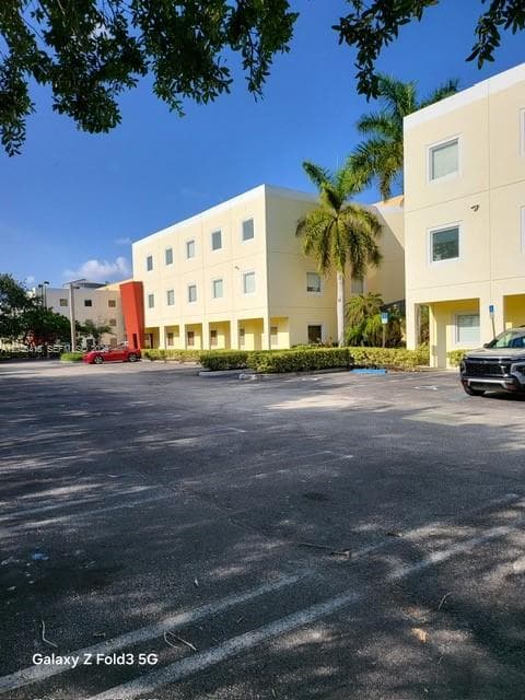 12595 SW 137th Ave # 311, Miami FL 33186