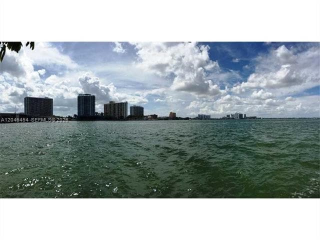 2130/2140 Bay Dr, Miami Beach FL 33141