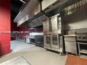 2739 NW 54th St, Miami FL 33142