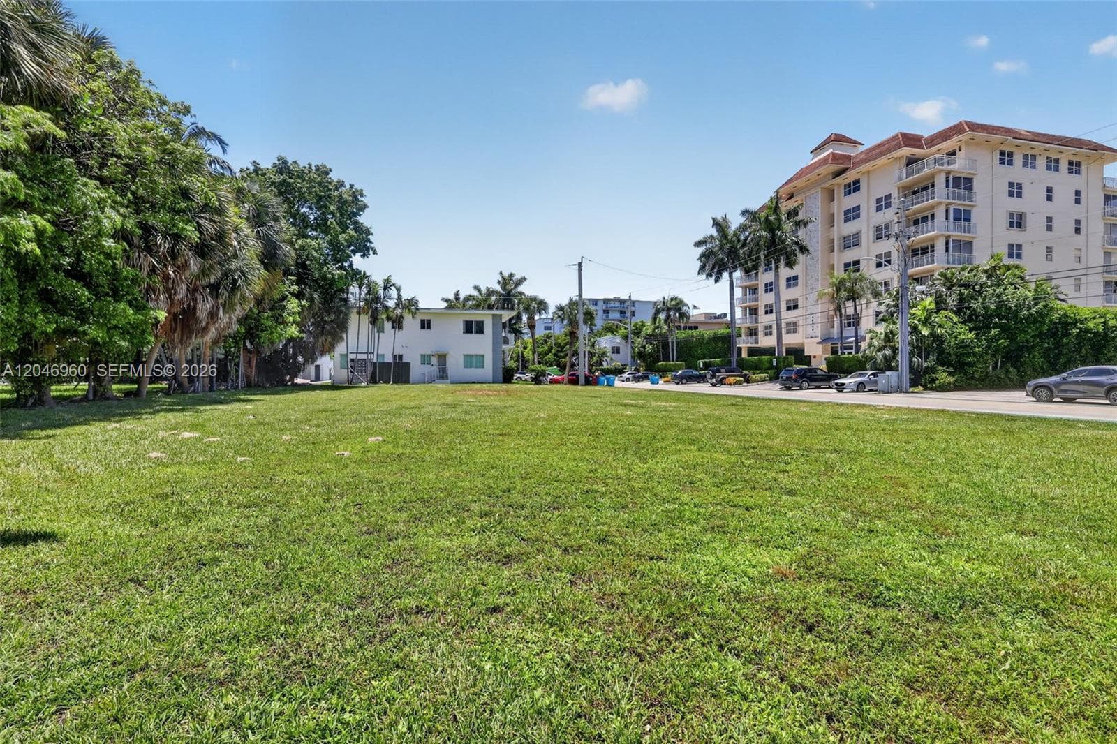 10177 W Bay Harbor Dr, Bay Harbor Islands FL 33154