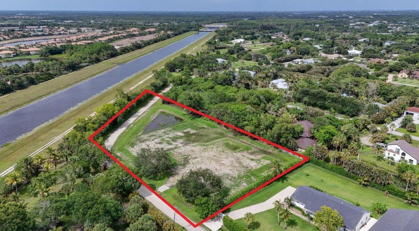Adjacent to River bend pk